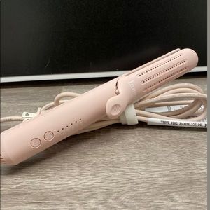 Le Duo Lange flatiron, curler or make waves!